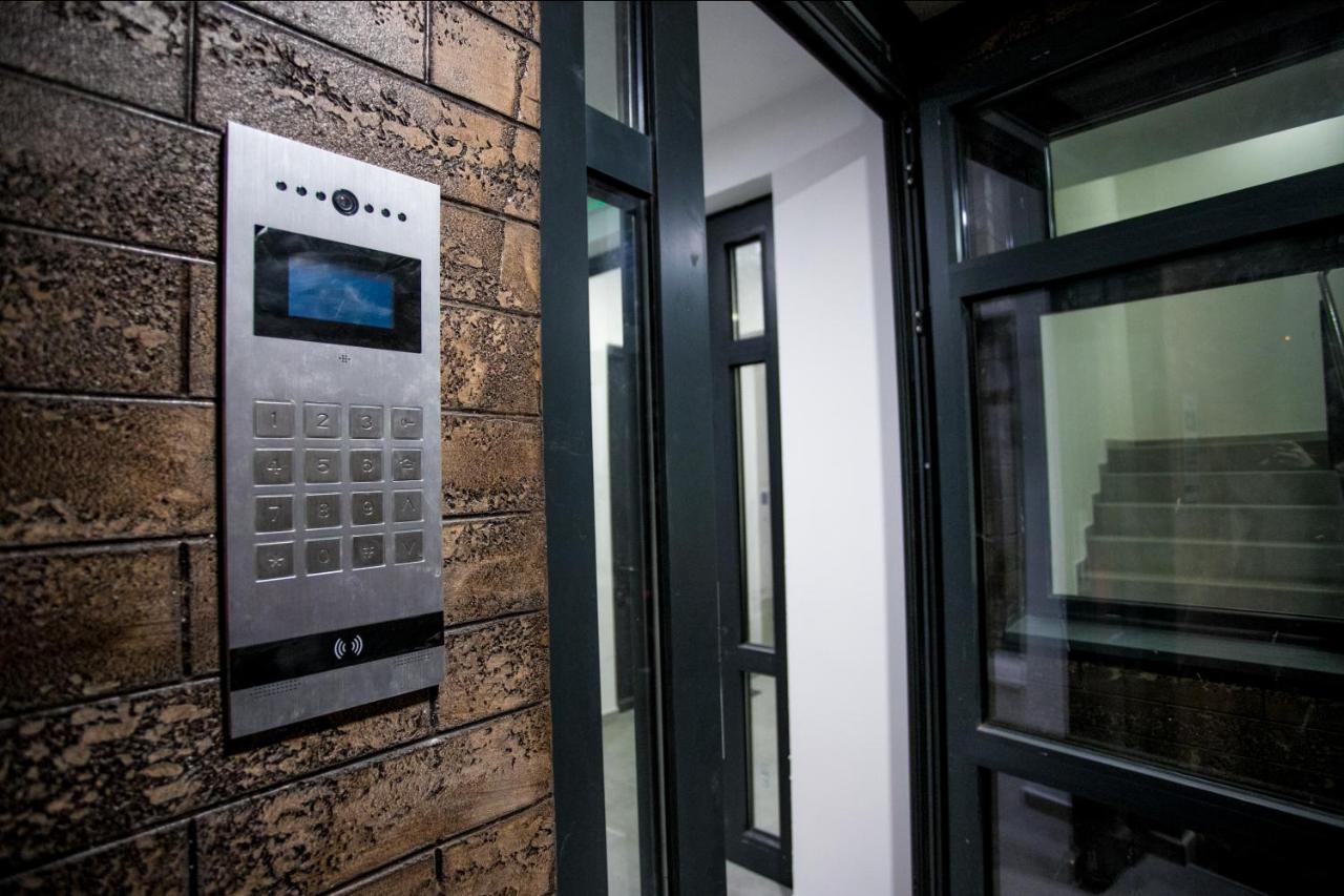 House Of Mac Apartments Nis Ngoại thất bức ảnh